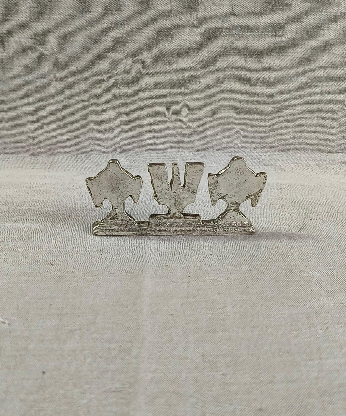 Metal Shankh Chakra Namam Stand - Puja Celebrations