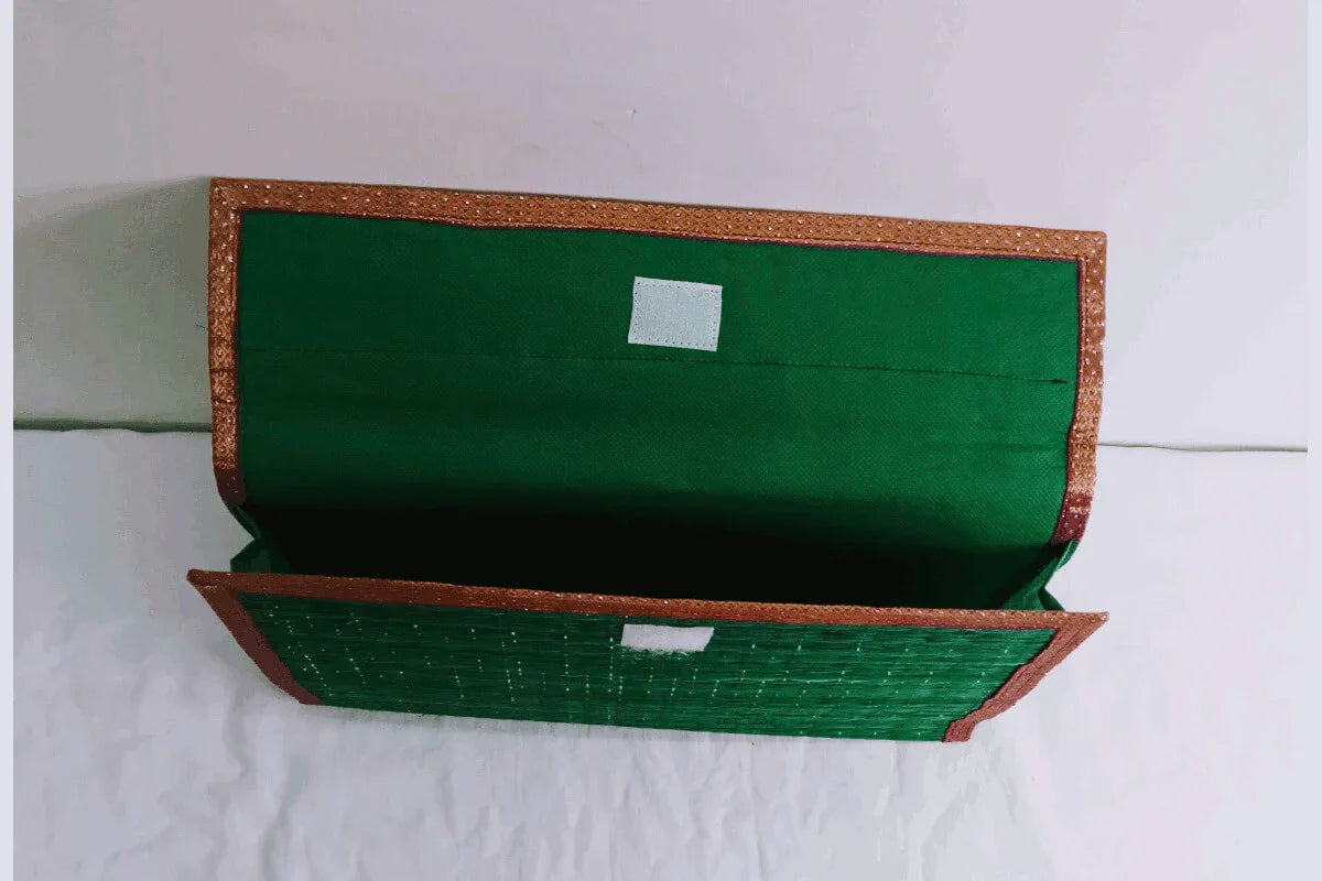 Korai Saree Pouch Organizer - Puja Celebrations