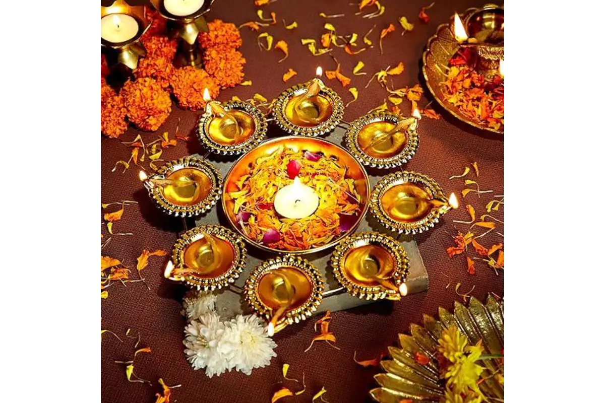 Elegant Brass Uruli Bowl for Traditional Indian Décor
