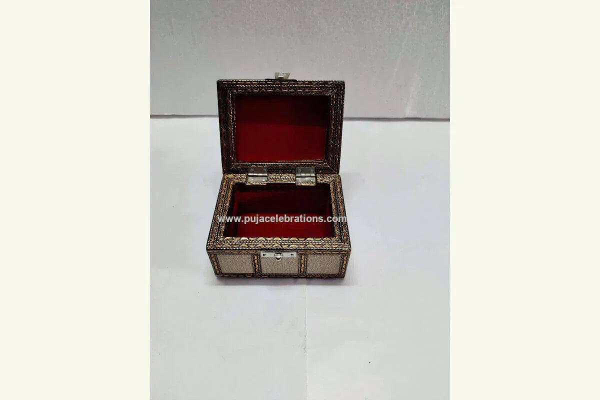 Puja Jewel Box Hut - Puja Celebrations