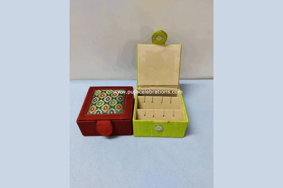 Kalamkari Top Earring Box - Puja Celebrations