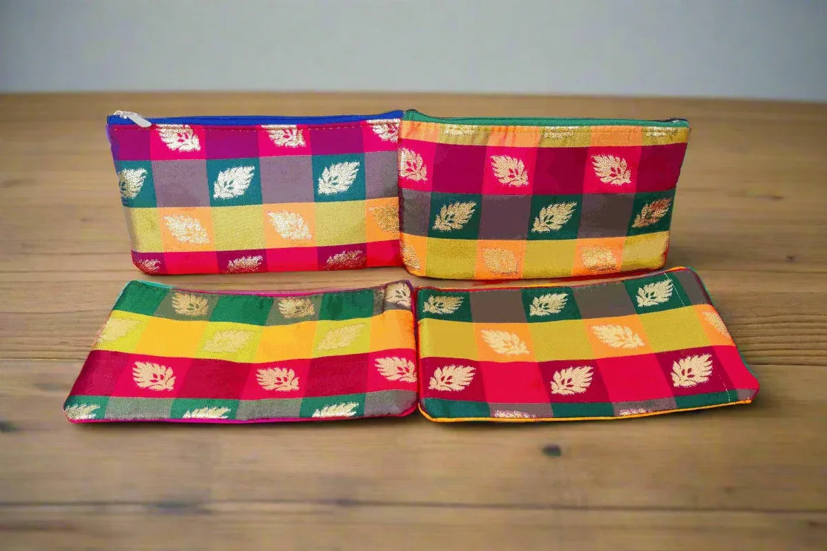 Checks Printed Purse - Puja Celebrations
