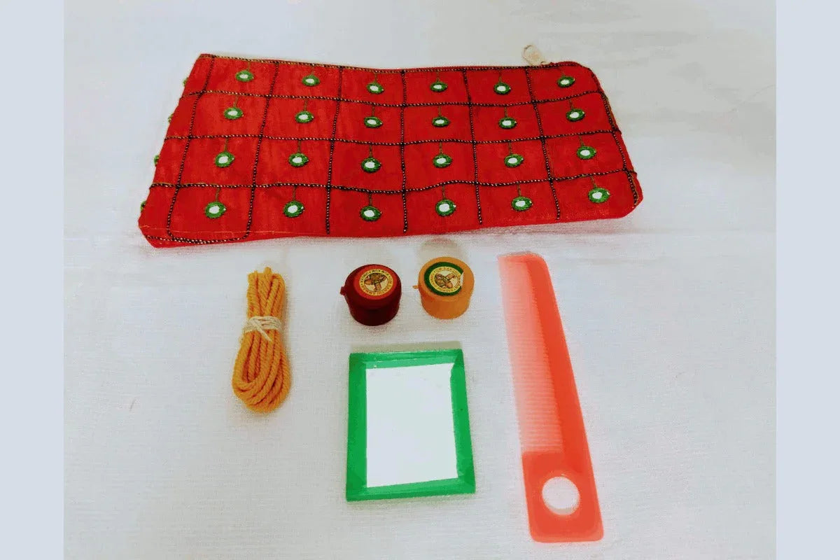 Mirror Purse Tambulam Set - Puja Celebrations