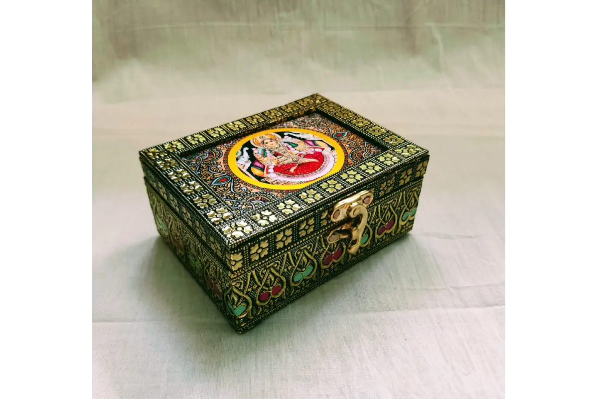 Elegant Gaja Lekshmi print jewel box for storing jewelry