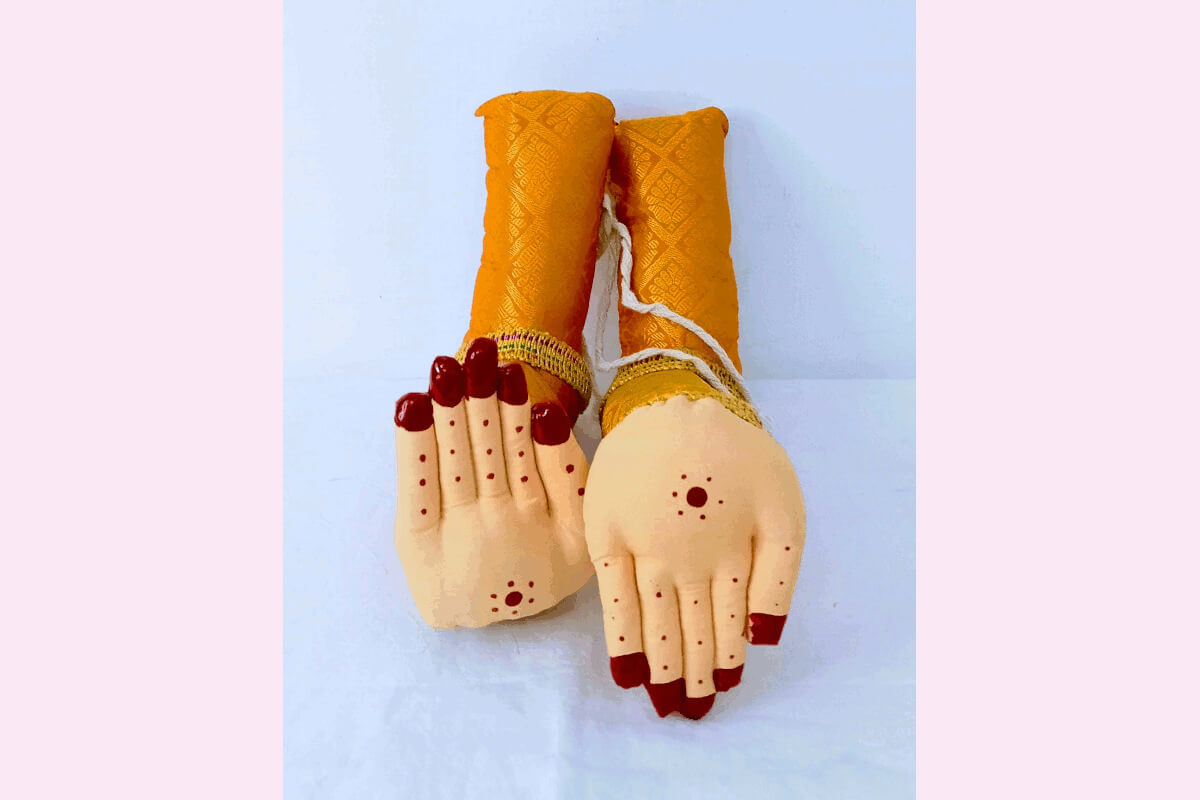 Decorated Pattu Zari Hastham Paadham