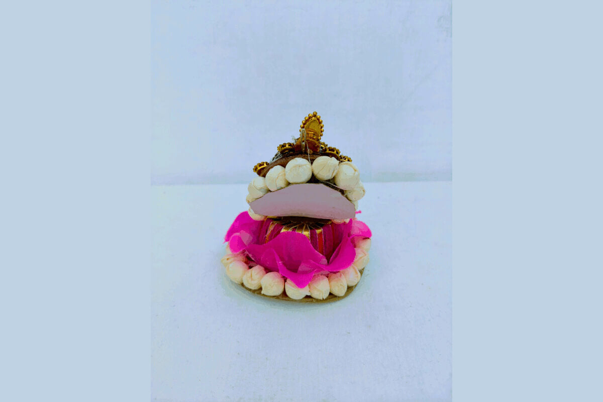 Deepa Gowri Devi Face Decor