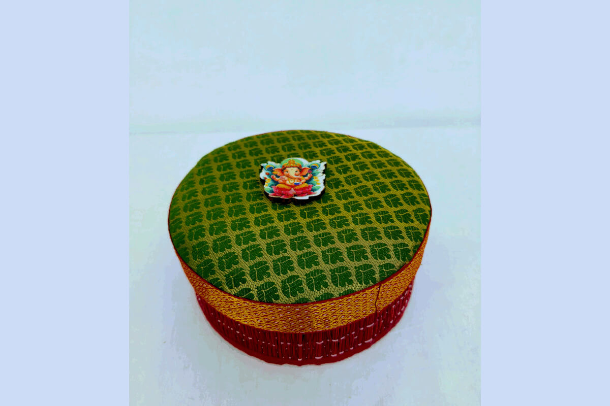 Round Brocade Korai Box