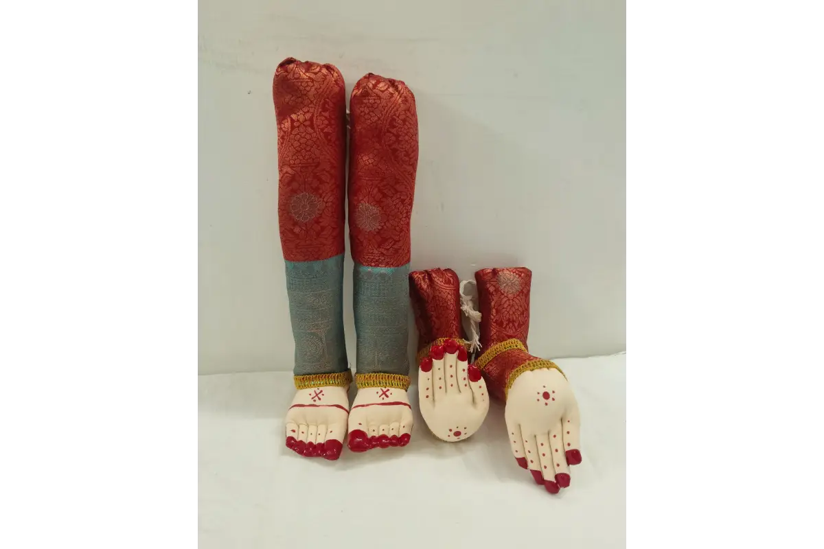 Maroon fabric Lakshmi Devi Hastham Padham set with traditional gold borders