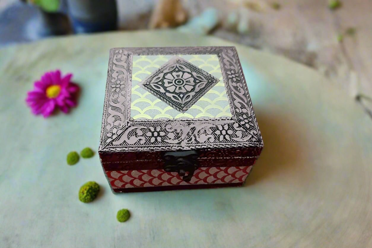 Rajwadi Oxidised Puja Jewel Box