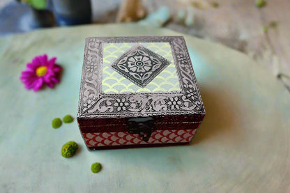 Rajwadi Oxidised Puja Jewel Box