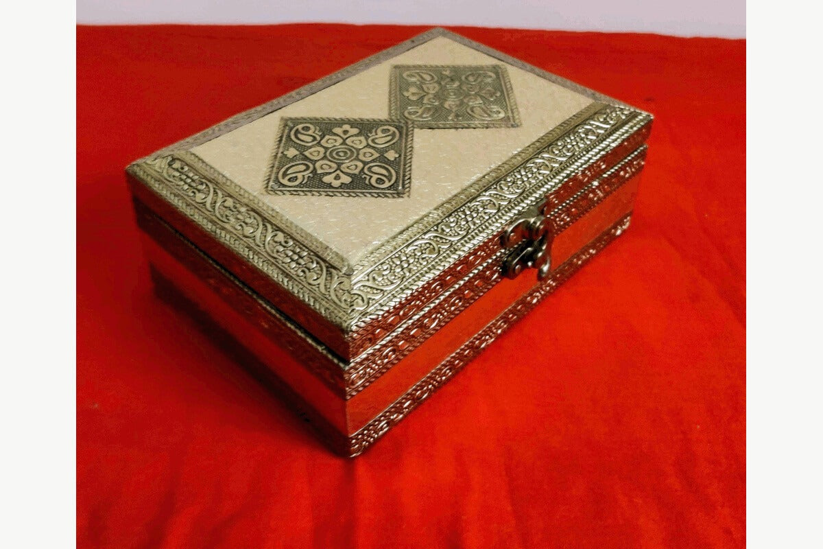 Rajwadi Puja Jewel Box