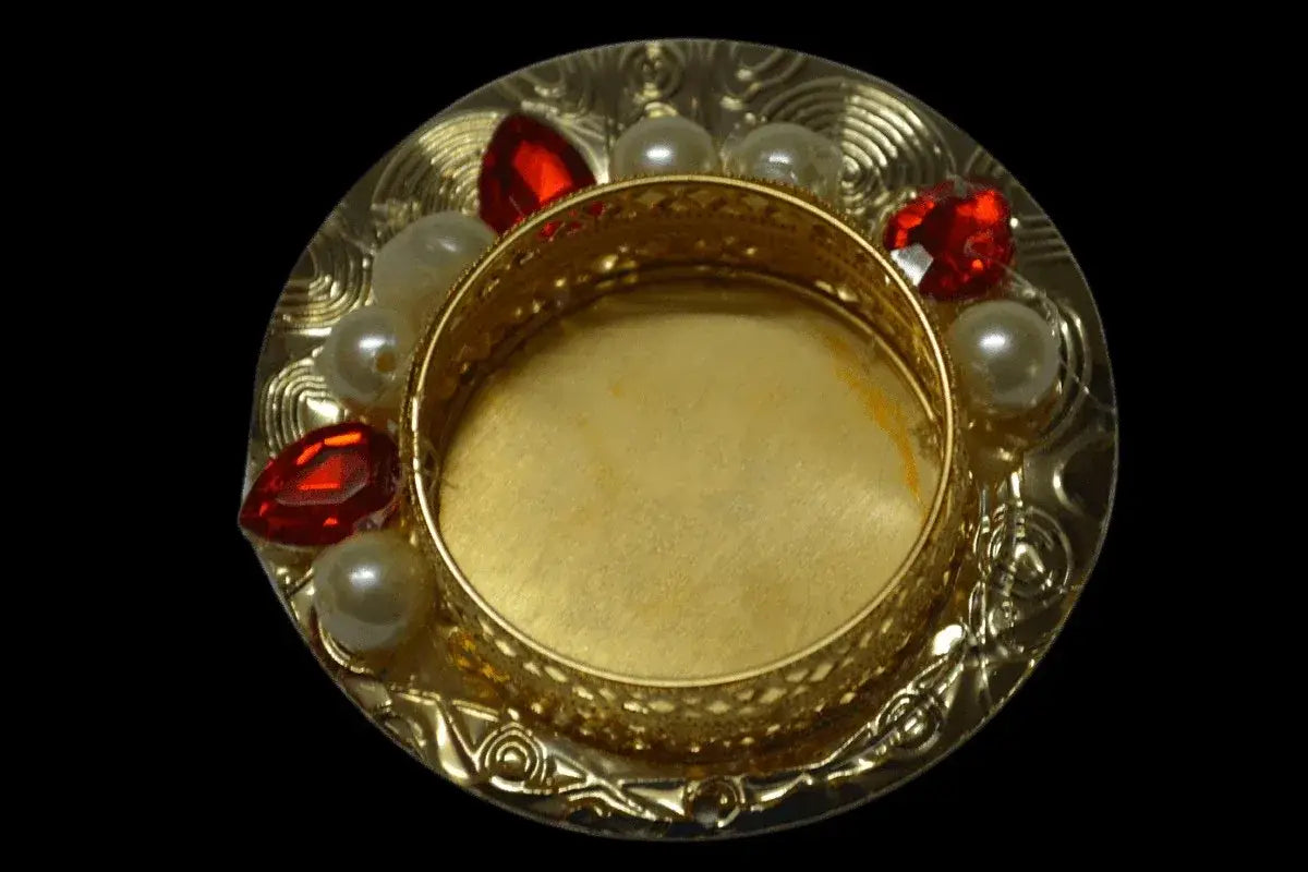 Elegant Return Gifts for Ladies - Metal Candle Holder