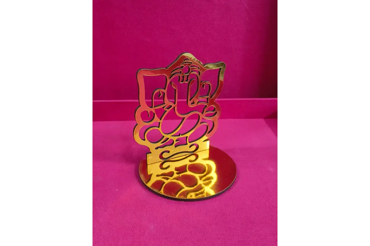 Metal tealight holder with devotional shadow effect