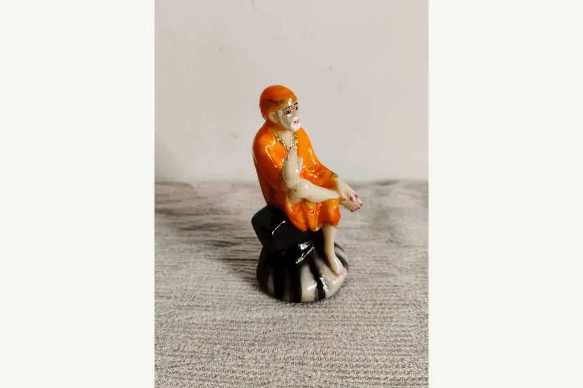 Sai Baba idol with blessing posture for gifting
