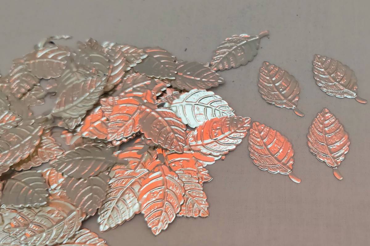 Silver_Tulasi_Leaf_Set - gifts for krishnajeyanthi
