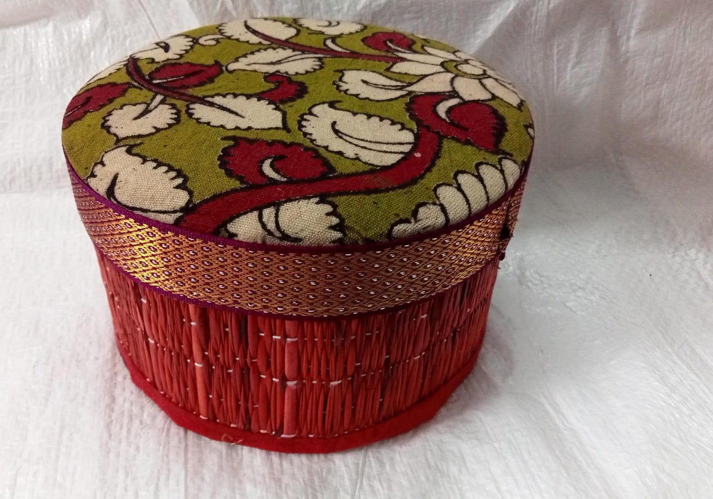 Kalamkari Round Korai Box