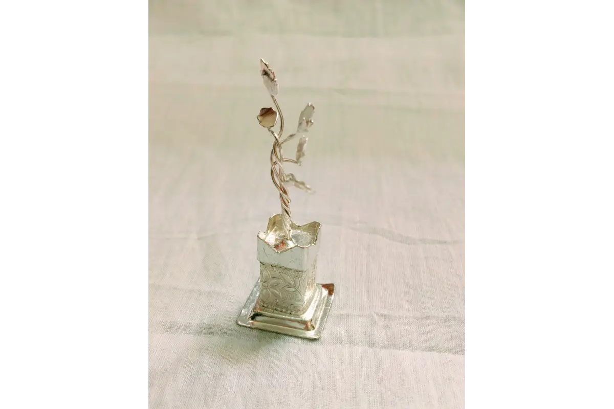 White_Metal_Tulasi_Plant - Akshaya Tritiya gifts