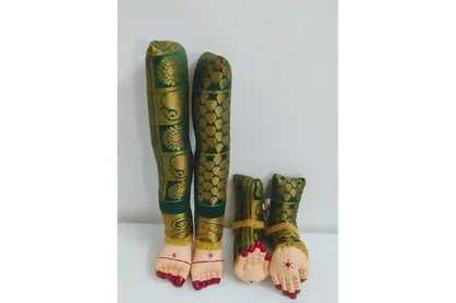 Decorated Pattu Zari Hastham Paadham-XS