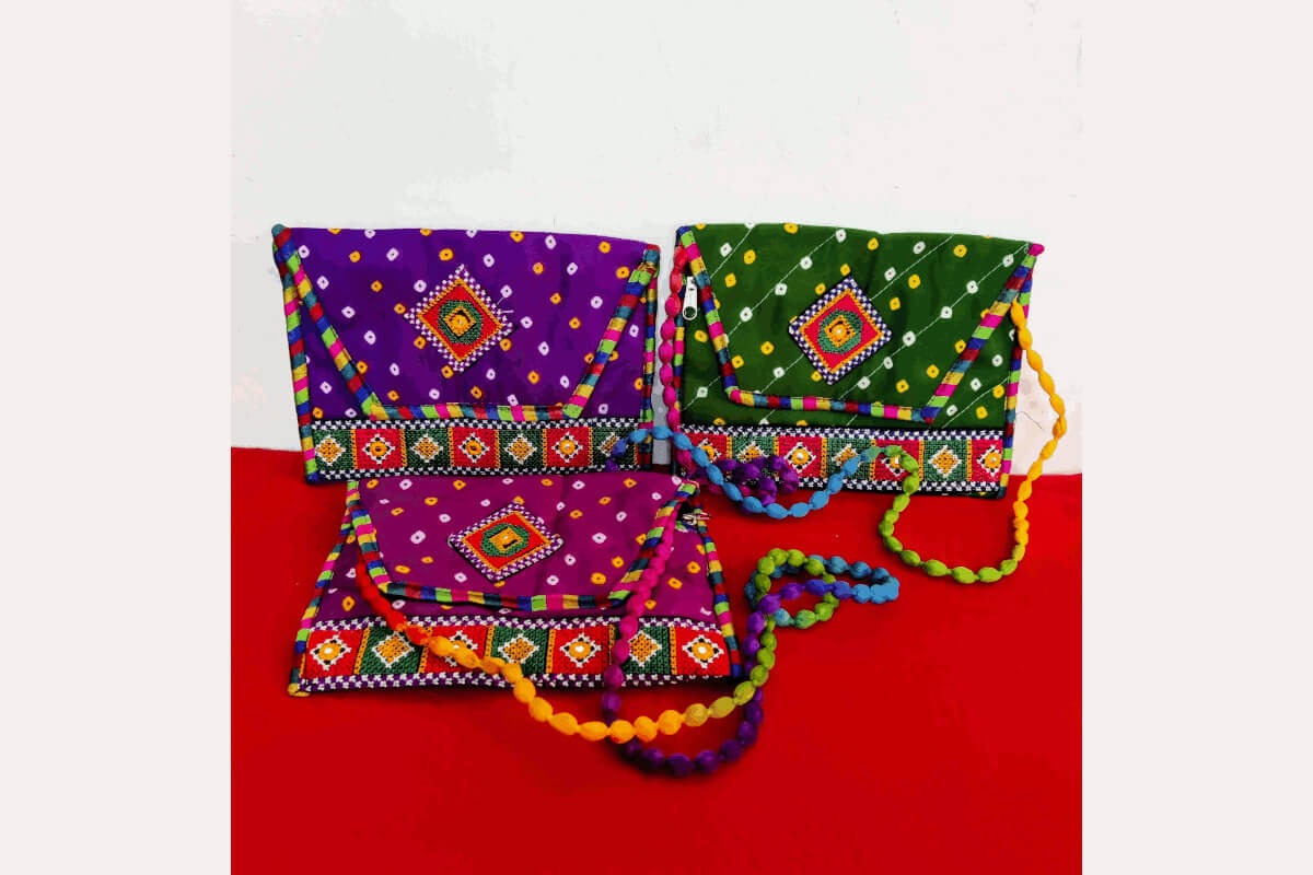 Chunari Bandhini Sling Bag