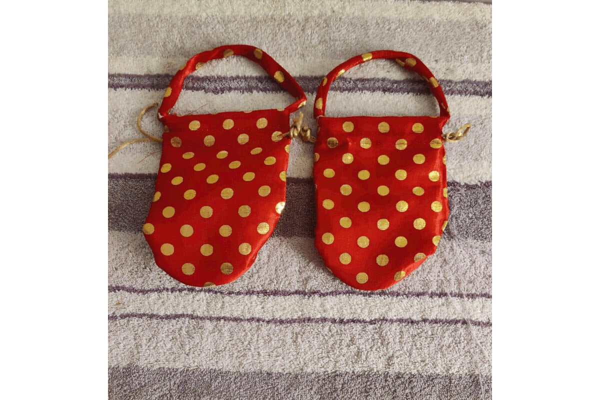 Round Base Handcrafted Women's Potli