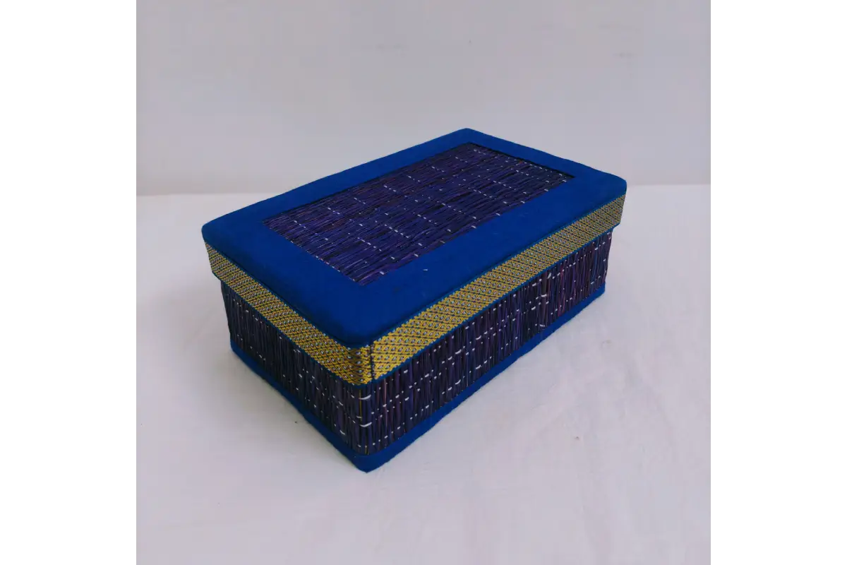 Korai grass gift box open and filled with dry fruits and sweets showing capacity