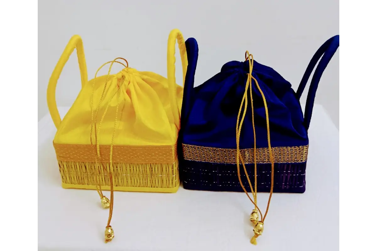 Korai Mat Potli with Decorative Zari Border