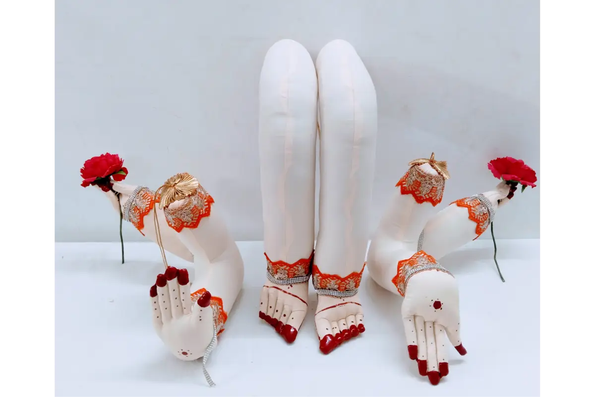 Adjustable Goddess Lakshmi Hastham set with flowers and bangles for idol decoration
