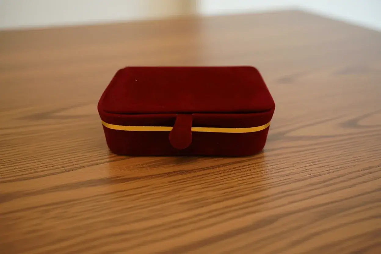 Traditional-Indian-velvet-ring-box-wholesale