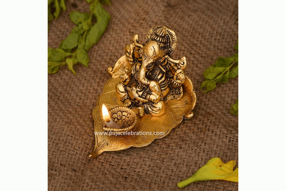 Paan Ganesha Diya Gold